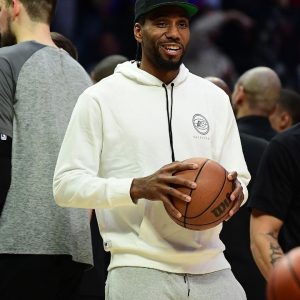 "The league had it's fun, with Kawhi Leonard back, now it's our turn!": Clipper Nation revels in joy as footage of 'The Klaw' putting up shots in practice surfaces