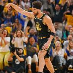“Klay Thompson really out there hitting the Stephen Curry shimmy”: NBA Twitter reacts as the Warriors guard does his best Chef Curry impersonation during Game 5 vs Mavs
