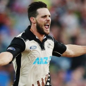 Former Mumbai Indians pacer Mitchell McClenaghan has made it clear that he does not want RCB in the playoffs of IPL 2022.