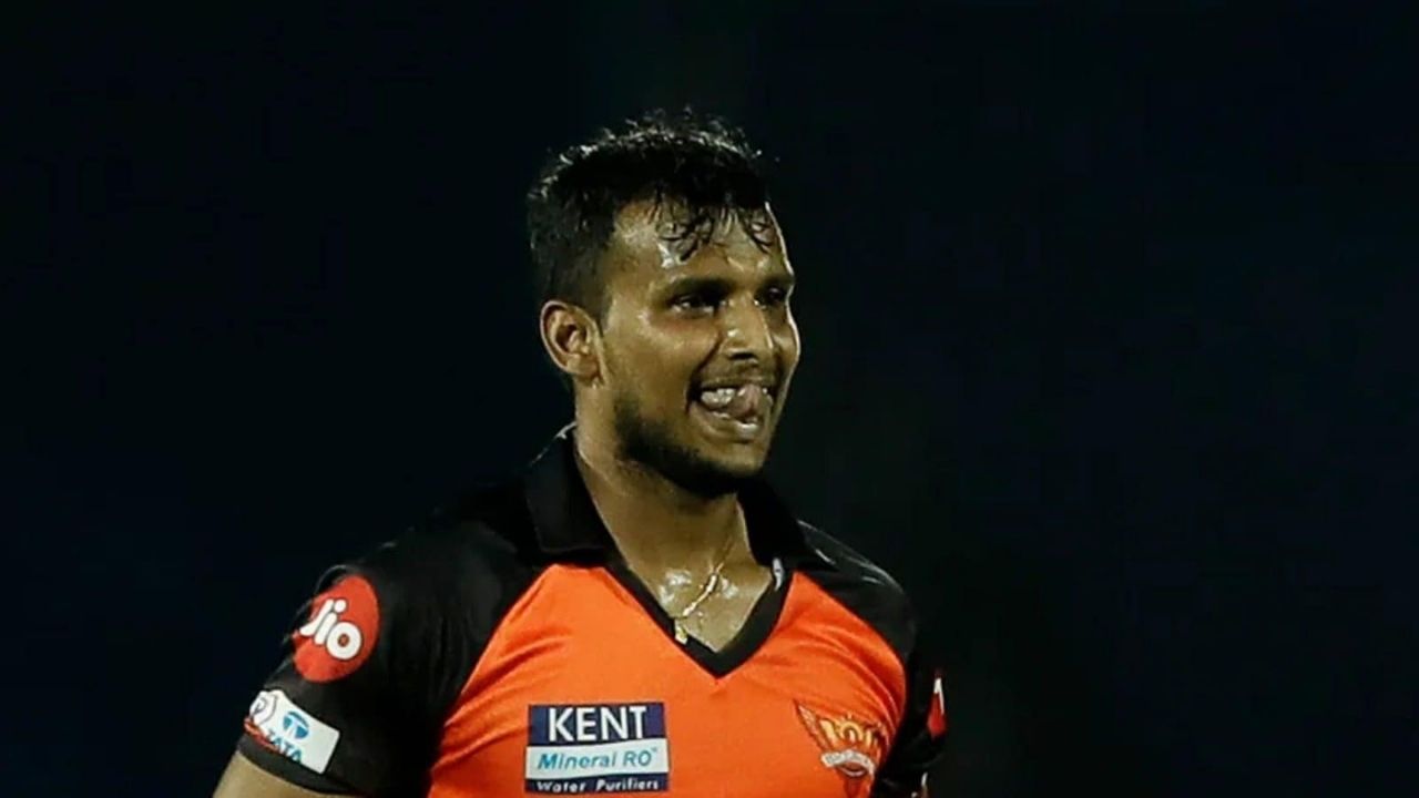 Why Natarajan is not playing: Sean Abbott bowling speed and stats