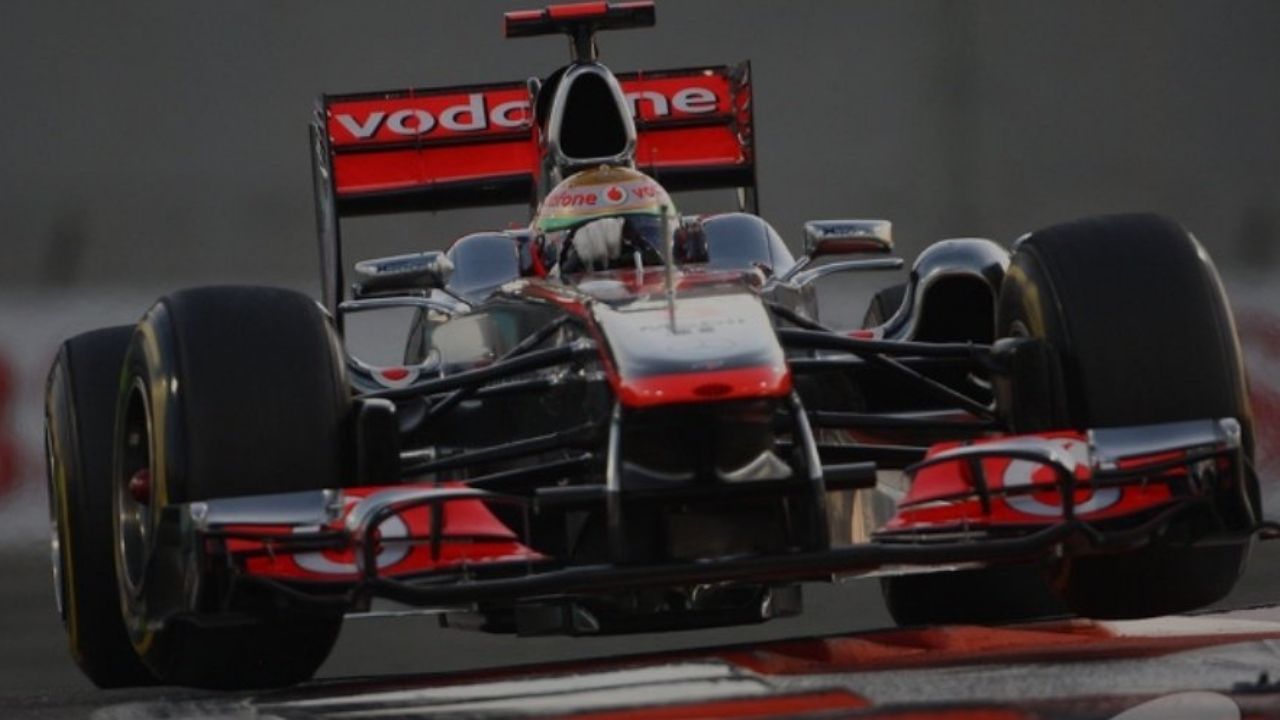 "@McLarenF1 if you don’t give this to Lewis to drive that’s simply unacceptable"- F1 Twitter wants Lewis Hamilton to drive his first championship car as McLaren announces its revival