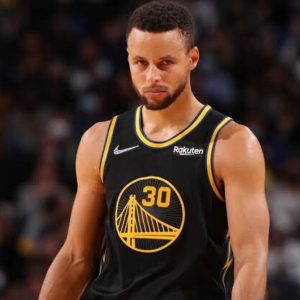 "I give up... I finally bow down to Stephen Curry!": Kendrick Perkins gives in to the Warriors' star's greatness, and backs Dubs for the 2022 Playoffs