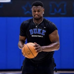 “Zion Williamson finally looks in shape to lead the Pels to the 2023 Finals”: NBA Twitter erupts as photos of the NOLA star working out at Duke’s practice facility go viral
