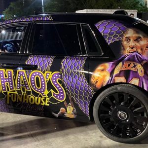 "Shaq once pulled up in a $455,000 Rolls Royce with a Kobe Bryant Decal!": When the Lakers legend brought out his custom Rolls for the Superbowl party