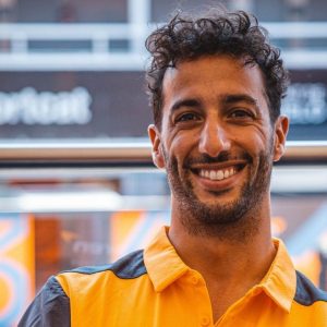 "My skin is tanned, beautiful and also thick"– Daniel Ricciardo responds to 'not meeting expectations' of McLaren boss