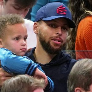 “Canon Curry must be watching Will Smith in loop on YouTube”: NBA Twitter reacts as Stephen Curry’s son aggressively gives high fives after the Warriors won the WCF