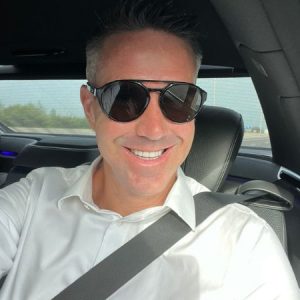 Kevin Pietersen will do commentary on the Day-2 of the England vs New Zealand Lord's test and he has again taken a dig at England's batting.