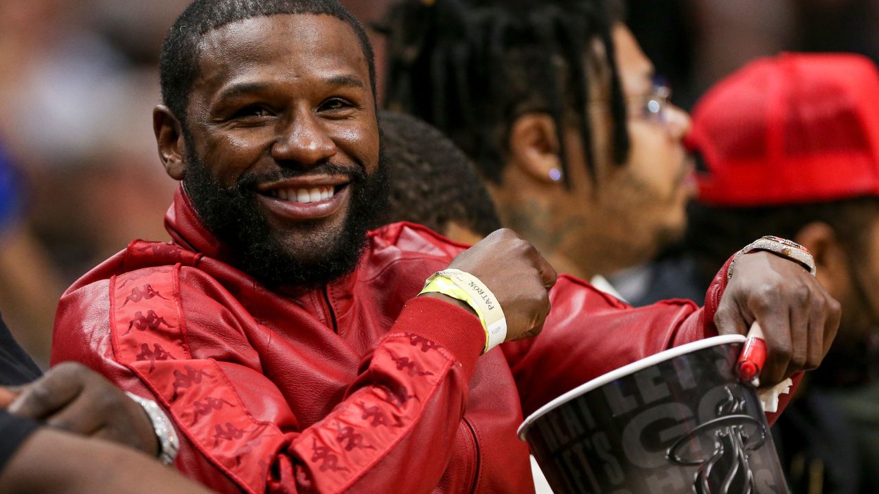 "Gotta pay back Logan Paul his $14M first": NBA Twitter roasts Floyd Mayweather who intends to buy an NBA team possibly in Las Vegas