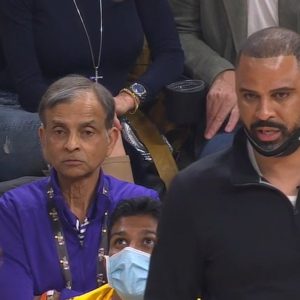 “Vivek Ranadive’s obsession with the Warriors has set Sacramento Kings back 20 years”: NBA Twitter roasts the Kings franchise owner for his presence in a Dubs game for the second time these playoffs
