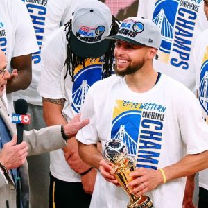 "Tatum and Brown are the heads of the snake, Marcus Smart does what he does": Stephen Curry addresses facing Celtics in 2022 NBA Finals