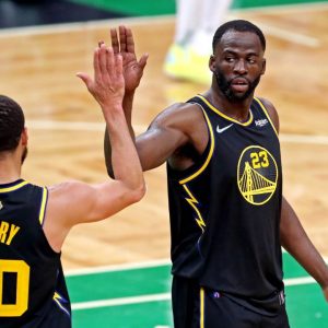 No sparing your son if they are playing badly, Mary Babers Green roasts her son Draymond Green on Twitter after a forgetful performance.