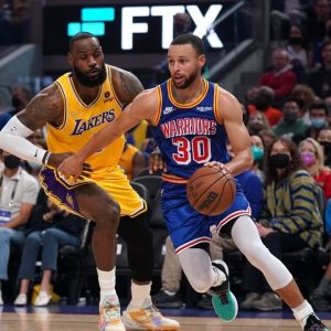 "I believe Steph Curry will eclipse LeBron James and capture 5 championships": Stephen A. Smith claims GSW winning two of the next three titles 