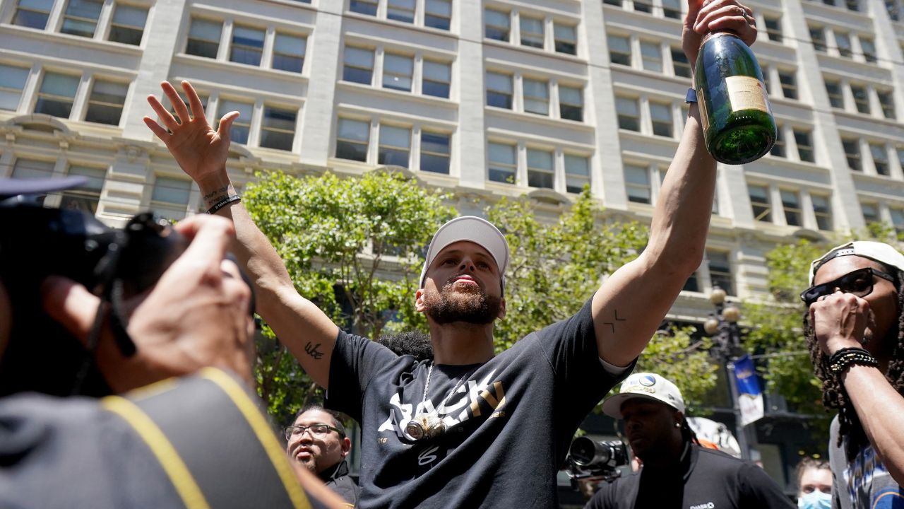 Stephen Curry reveals that the Minnesota Timberwolves passed on him because the cold weather would be tough for him to acclimatize to.