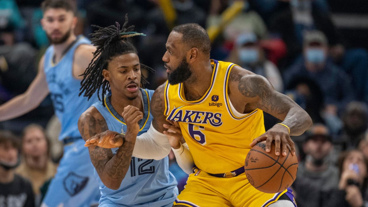 Ja Morant grades four-time champions, LeBron James and Stephen Curry for their NBA Draft outfits. He gives them a C, not like his was better!