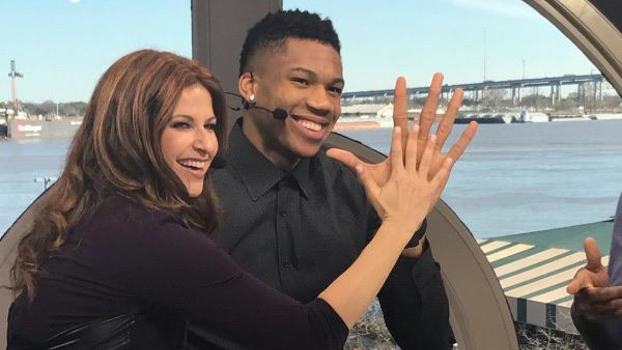 "Giannis Antetokounmpo made Rachel Nichols' hands look like a baby's hands!": 'Greek Freak' has the 3rd largest hands in NBA History, ahead of Kawhi Leonard and Michael Jordan