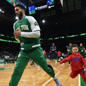 Jayson Tatum is a St. Louis native, so what happens when his precious Arch is threatened? Find out in this funny Nike Air Max advert. 