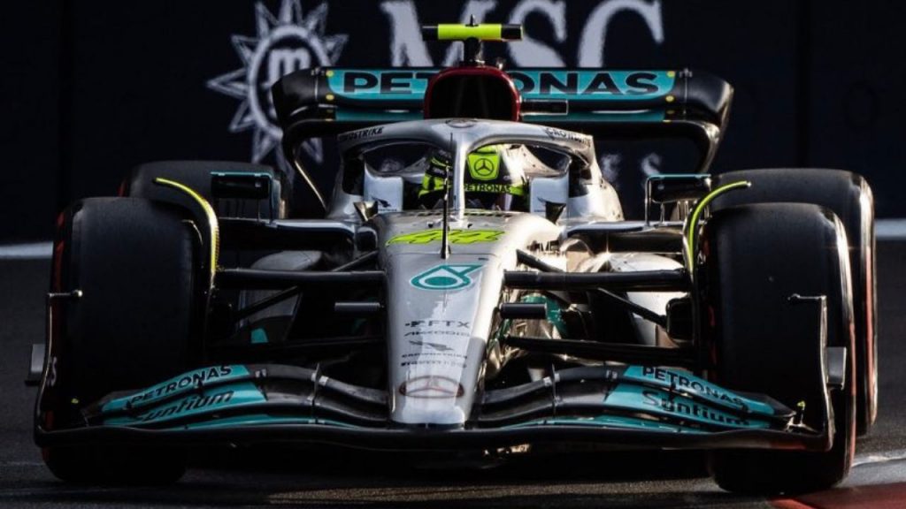 Also Read: When Lewis Hamilton’s car caught fire but he couldn’t stop it