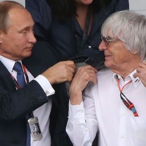"Zelenskyy used to be a comedian and it seems that he wants to continue that profession" - Bernie Ecclestone accuses Ukrainian President of not speaking to Putin in order to save his country