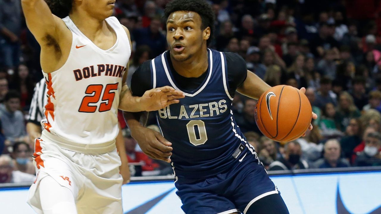 Bronny James is a millionaire now but this fame is not recent. Back when he was 10, colleges came to recruit him, LeBron wasn't happy at all!