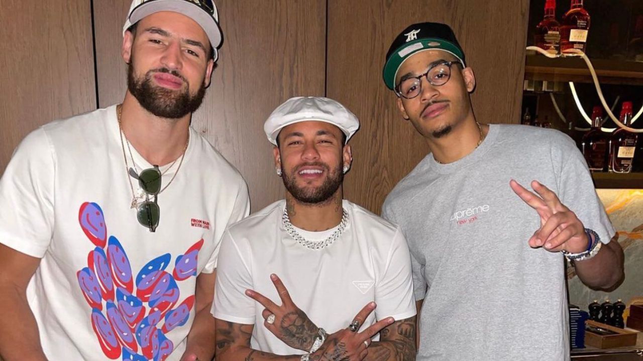 The star power is descending to the USA and this time, Neymar Jr. has decided to join Klay Thompson and the newly coronated NBA champs!  