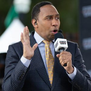 "The New York Knicks are worse than the Dallas Cowboys, Kendrick Perkins!": Stephen A. Smith takes gloves off, admitting worst NFL team are better than his Knicks