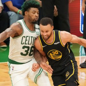 "DPOY Marcus Smart is owning Stephen Curry!": Fans demand respect on Celtics star's name after INCREDIBLE defensive performance vs Stephen Curry and Warriors