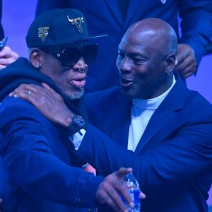 "Dennis Rodman has 3 Razzies, 1 more than LeBron James!": When Bulls legend made his big-screen debut with a super flop, 'Double Team'