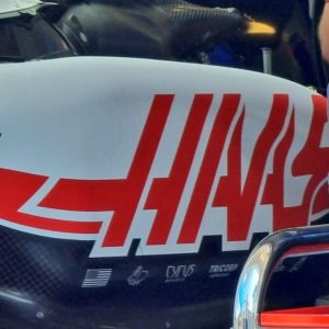 "White Ferrari"- F1 Twitter reacts as $12.2 Million Haas release new upgrades making it F1-75 lookalike