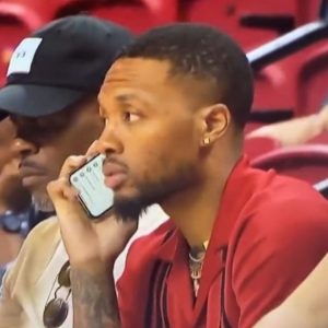 “Damian Lillard, why are you faking phone calls!?”: NBA Twitter sent into a tailspin as Blazers superstar fakes being on a call at Summer League