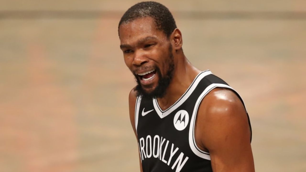 Kevin Durant has 24,700 tweets but hilariously can’t figure out TikTok in his debut on the app