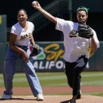 “Stephen Curry, I never wanna hear you say a word again about my first pitch”: 6’3” GSW star's former teammate trolls him for a terrible first pitch