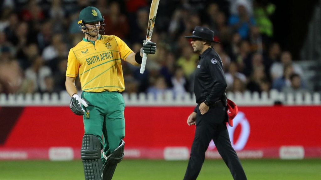 "This kid got game": Vernon Philander expresses admiration for Tristan Stubbs maiden T20I 50 vs England in Bristol