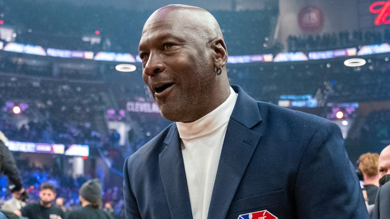 Billionaire Michael Jordan is not 6-0 in finals, he is in fact 11-0!