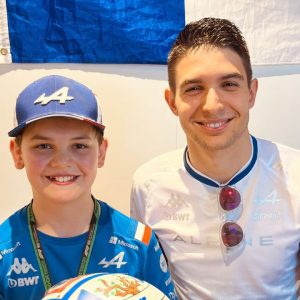 6'1 Esteban Ocon finally meets the12-year-old artist of his special French Grand Prix helmet