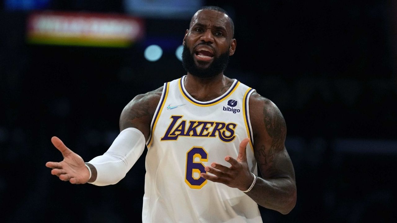 "Stop jogging and get a f**king lay up!": When a livid LeBron James slammed his former Laker teammate for being too lazy against Mavericks