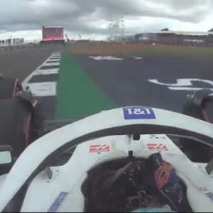 "He needs to properly learn how to race"– F1 Twitter furious with Max Verstappen dangerously driving against Mick Schumacher