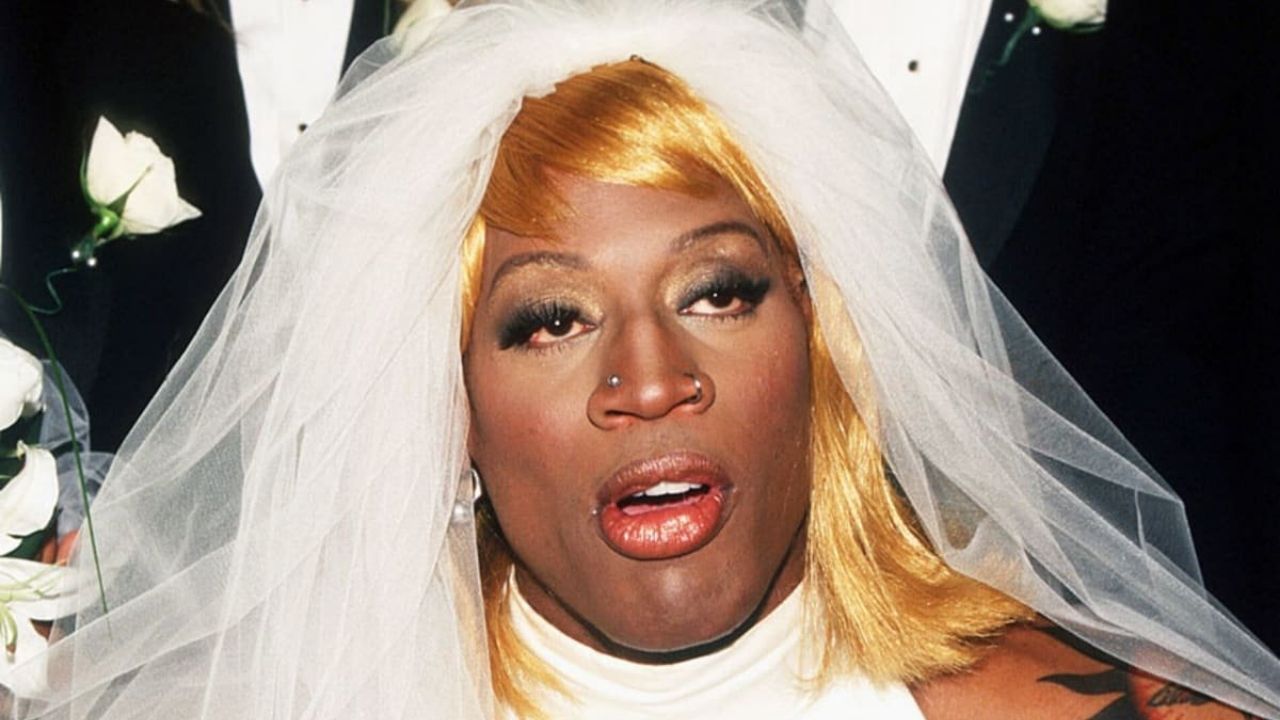 Dennis Rodman was covered in gold dust and a glittering golden suit in this insane interview about his ‘persona’