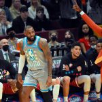 Draymond Green turns photographer for billionaire LeBron James amid $138 million contract extension talks