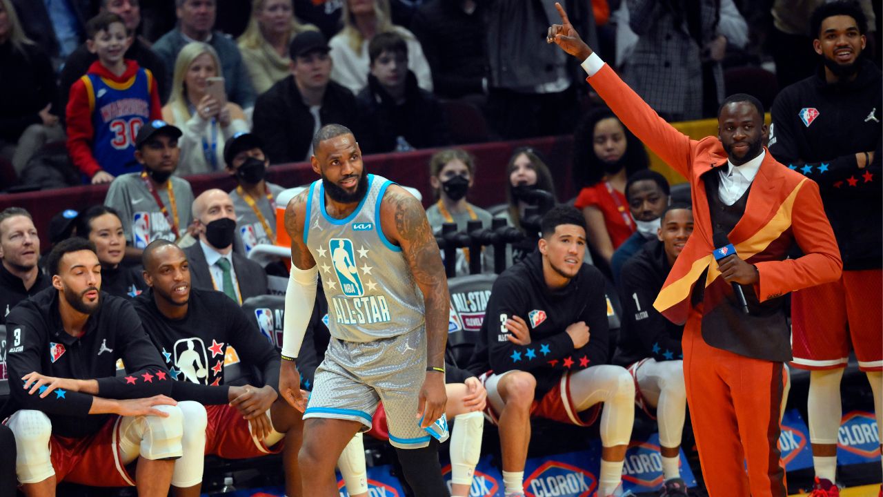 Draymond Green turns photographer for billionaire LeBron James amid $138 million contract extension talks