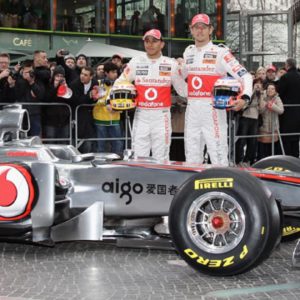When 7-time World Champion Lewis Hamilton practiced pit-stops for McLaren