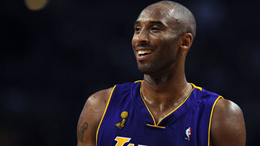 Kobe Bryant lost $800 to HBO's Entourage stars in an absurd bet  