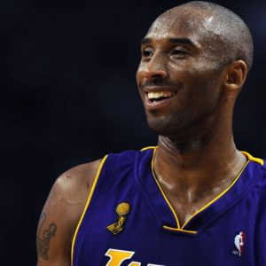 Kobe Bryant lost $800 to HBO's Entourage stars in an absurd bet  