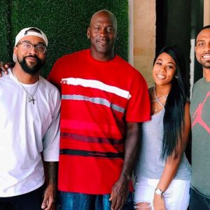 Multi-Billionaire Michael Jordan used to make 13 year old son cry and call his mom while playing one-on-one during practice