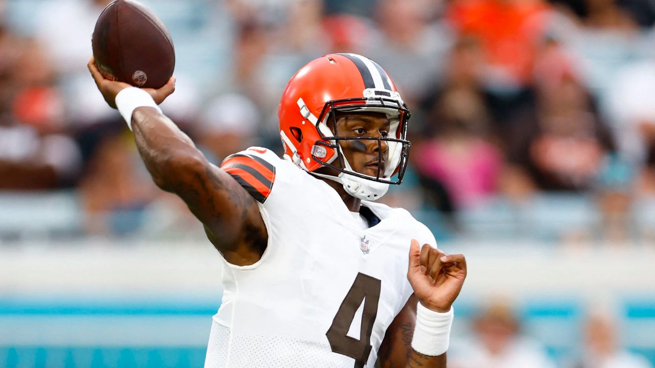 "Deshaun Watson, 24 lawsuits, $230 million, 7 yards": NFL Twitter slams Browns QB after uninspiring preseason debut