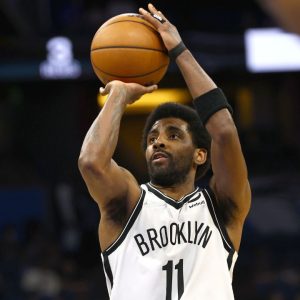 Kyrie Irving ‘being absolutely clutch’ gives fan a $5,775 payday