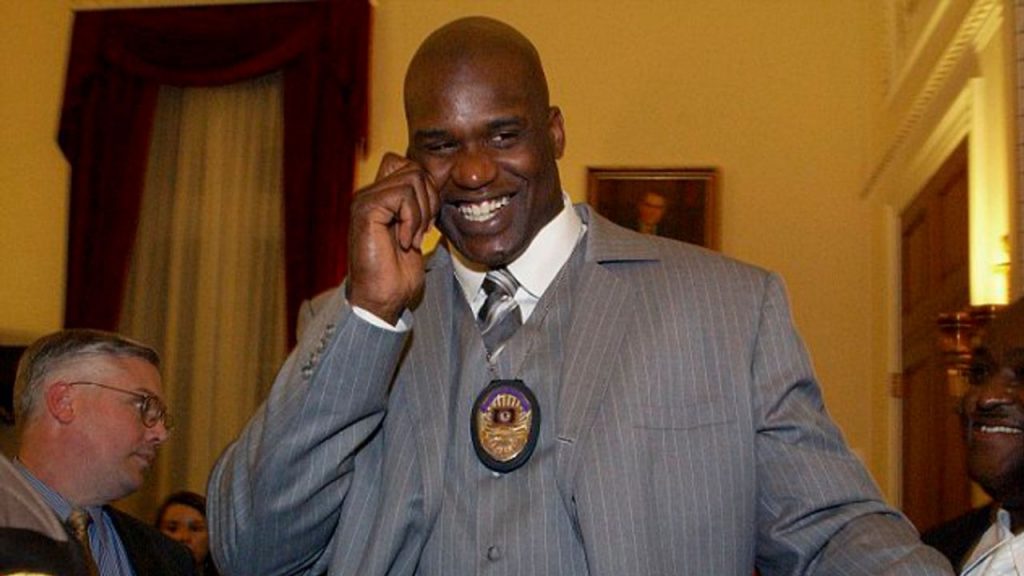 Shaquille O'Neal claimed he had no bank accounts on his Miami Beach Police Department application despite making $27.7 million that season