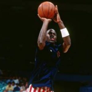 ‘Average Joes’ beat a retired $2.1 billion worth Michael Jordan at his own 3-point contests in random fitness centers