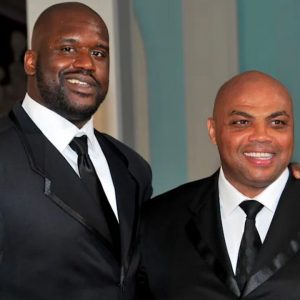 Shaquille O'Neal won $100,000 off Charles Barkley but still has one of the most egregious golf swings