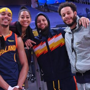 4x NBA Champ Stephen Curry shows Sydel Curry no mercy, hits her with a 'night-night' on vacation