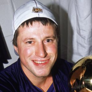 Kobe Bryant's Ukrainian teammate auctions championship rings at $200,000 for rebuilding efforts